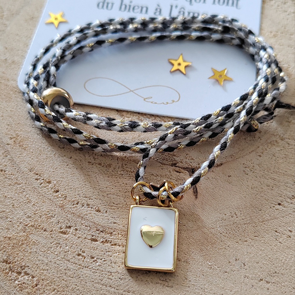 Collier Amulette coeur ou étoile